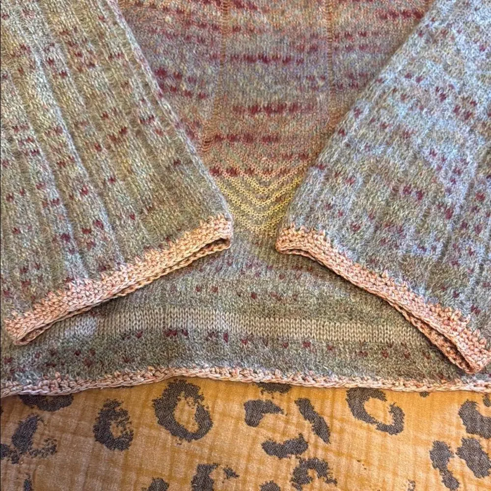 Free people morning bell crochet mohair sweater size S - Picture 8 of 10